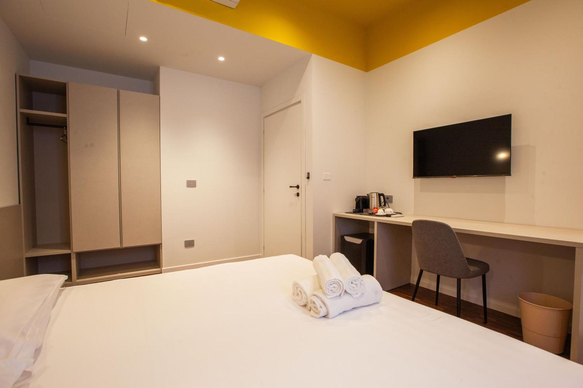 Cvm 19 Hotel Milano Exterior foto